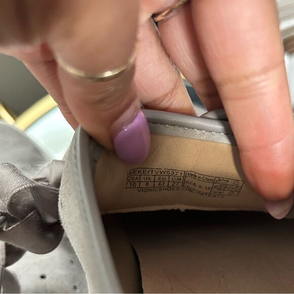 Vionic Keke Sneakers - Picture 3 of 9